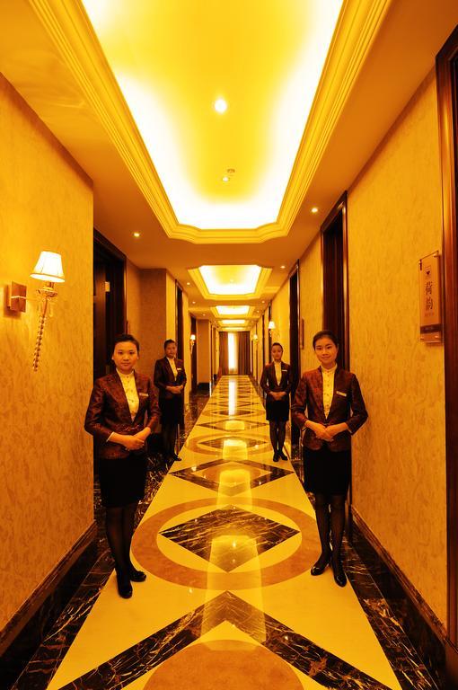 Forstar Hotel - North Renmin Road Chengdu Extérieur photo